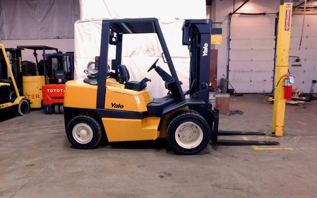  2004 Yale GLP080 Forklift on Sale in Minnesota