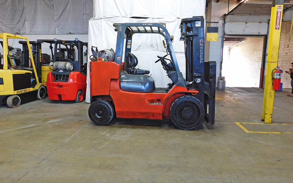  2012 Toyota 7FGCU55-BCS Forklift on Sale in Minnesota