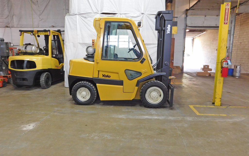  1999 Yale GLP090 Forklift on Sale in Minnesota